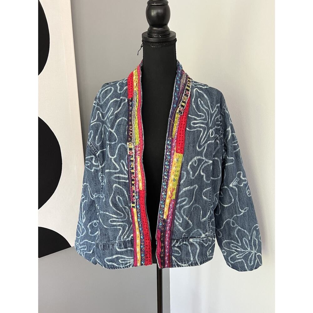 Chico’s Artsy Embroidered Denim Jacket Size 3 Boho Vintage Large XL Art To Wear
